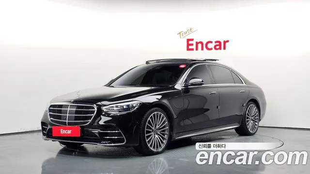 Фотография автомобиля — Mercedes-Benz S-Class