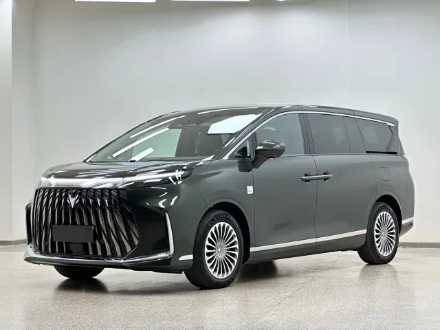 Фотография автомобиля — Arcfox Wendao V9