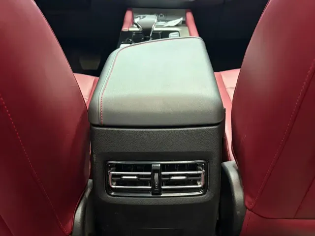 Jetour X70 — Фото автомобиля 14