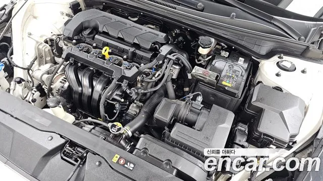 Hyundai Avante CN7 — Фото автомобиля 9