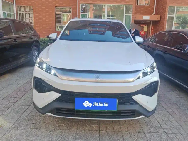 BYD Song Pro — Фото автомобиля 2