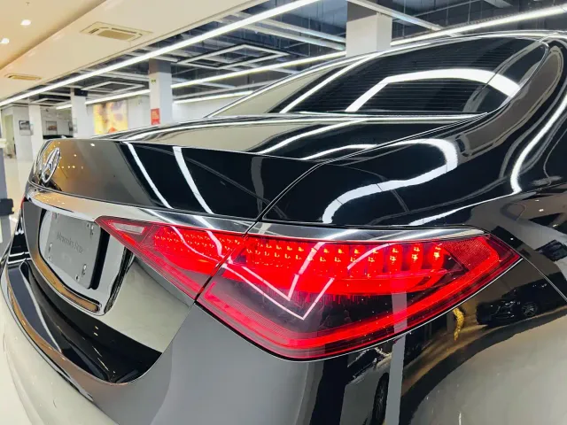 Mercedes-Benz S-Class — Фото автомобиля 20