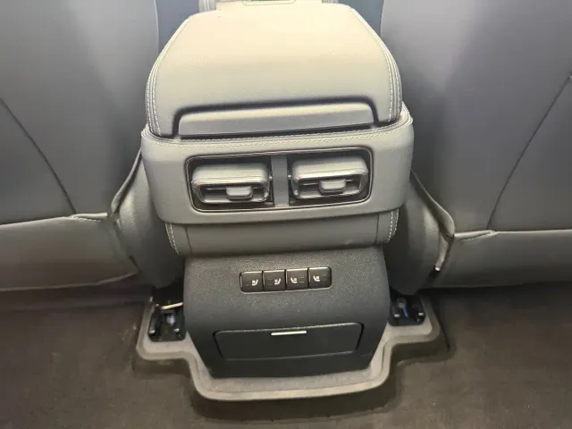BYD FangChengBao Leopard 5 — Фото автомобиля 9