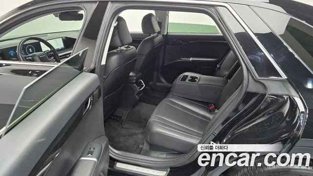 Hyundai Grandeur GN7 — Фото автомобиля 29