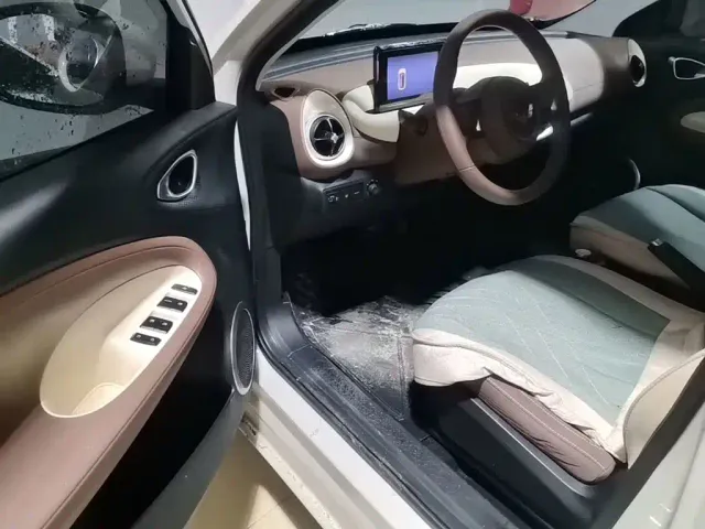 Wuling Bingo — Фото автомобиля 15