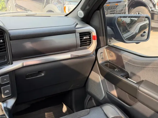 Ford F-150 Raptor — Фото автомобиля 14