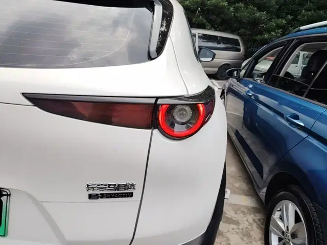 Mazda CX-30 EV — Фото автомобиля 7