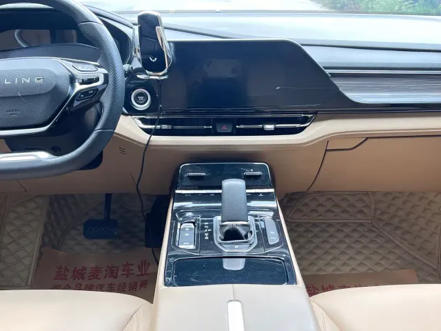 Wuling Victory — Фото автомобиля 17