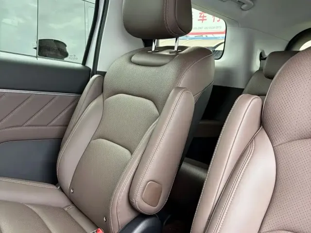 Wuling Motors Xingguang 730 New Energy 2025 Model Plug-in Hybrid Base Version — Фото автомобиля 14