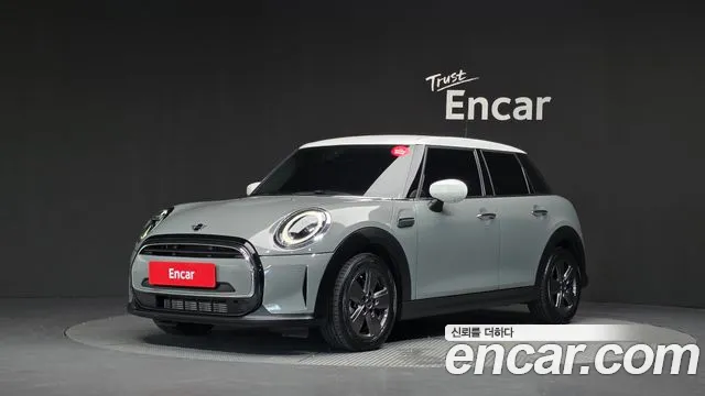 Фотография автомобиля — MINI Cooper