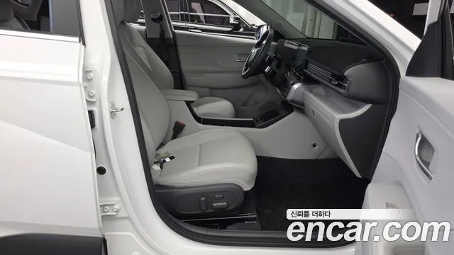 Hyundai Kona SX2 — Фото автомобиля 17