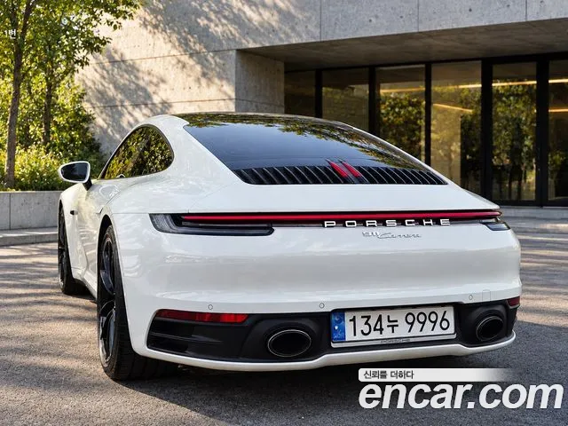 Porsche 911 992 — Фото автомобиля 6