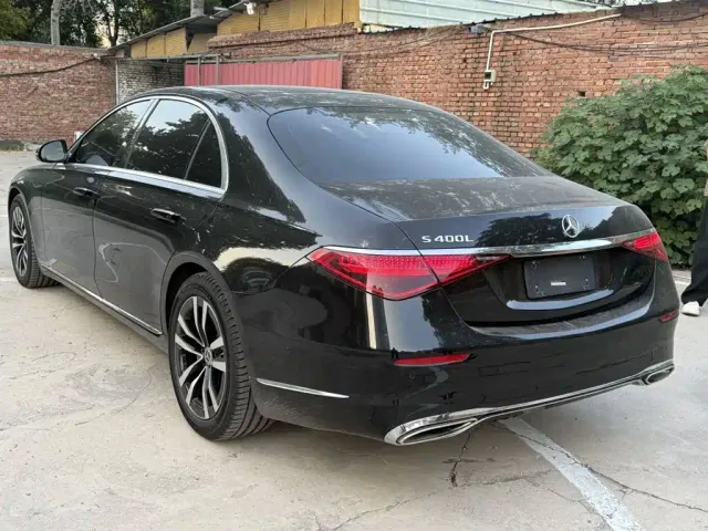 Mercedes-Benz S-Class — Фото автомобиля 4