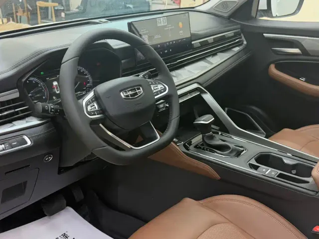 Geely Vision X6 — Фото автомобиля 7