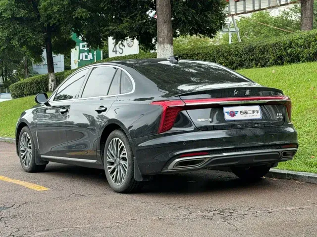 Hongqi H5 — Фото автомобиля 4