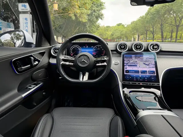 Mercedes-Benz C-Class — Фото автомобиля 12