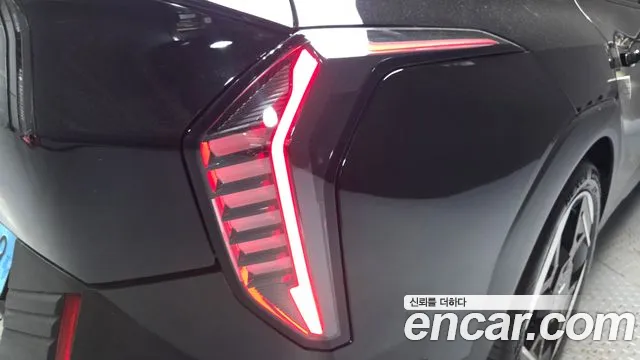 Kia EV4 — Фото автомобиля 23