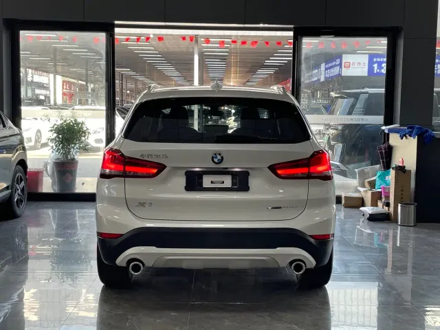 BMW X1 — Фото автомобиля 16