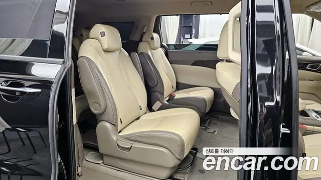 Kia Canival Новый Carnival 4 поколение Дизель 9 мест Signature — Фото автомобиля 10