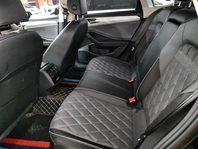 Volkswagen Sagitar — Фото автомобиля 16