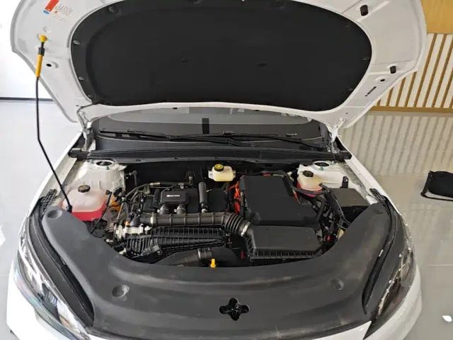 BYD Seal 05 DM-i — Фото автомобиля 19