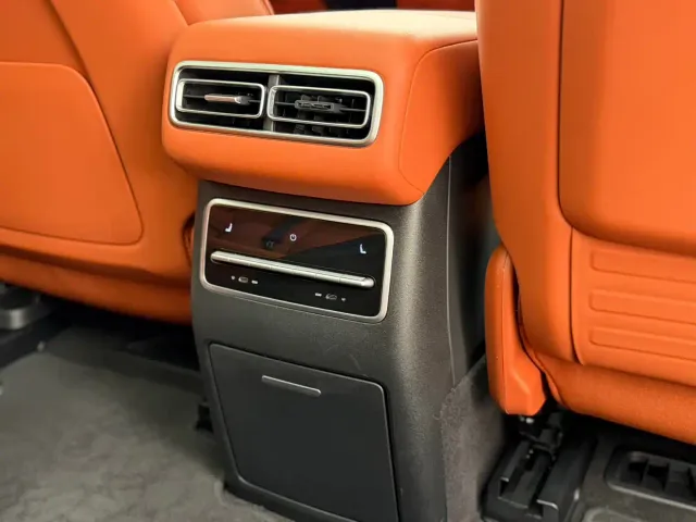 Li Auto L7 — Фото автомобиля 20