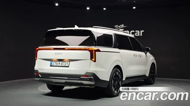 Kia Canival Новый Carnival 4 поколение Бензин 9 мест Signature — Фото автомобиля 2