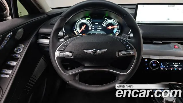 Genesis G80 Electrified G80 (RG3) — Фото автомобиля 11
