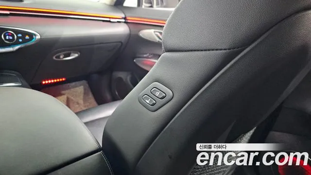 Genesis GV70 — Фото автомобиля 29