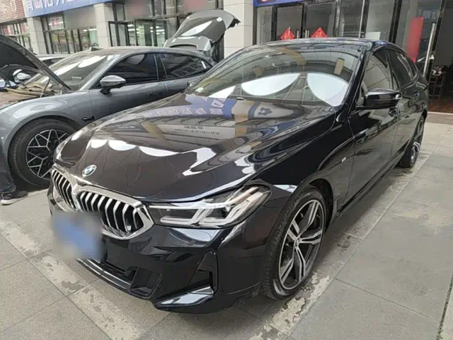 Фотография автомобиля — BMW 6 Series Gran Turismo