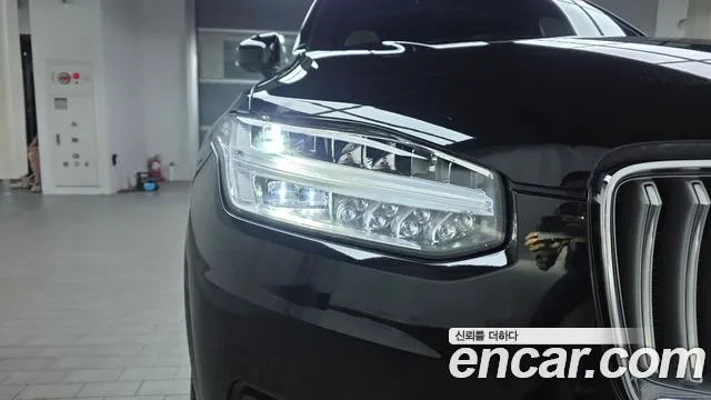 Вольво XC90 XC90 2 поколение B6 Inscription — Фото автомобиля 20