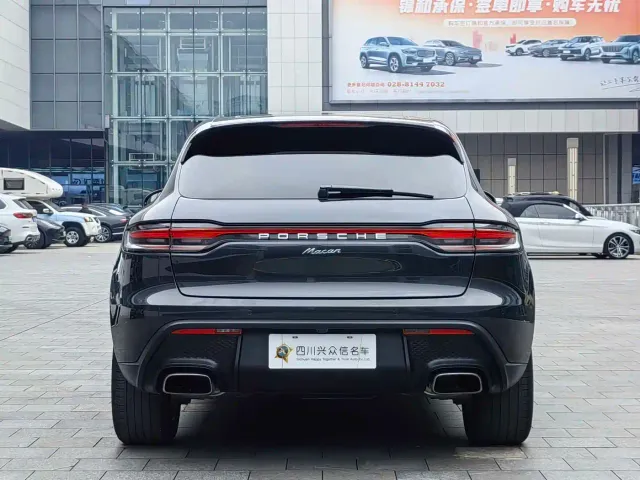 Porsche Macan — Фото автомобиля 6