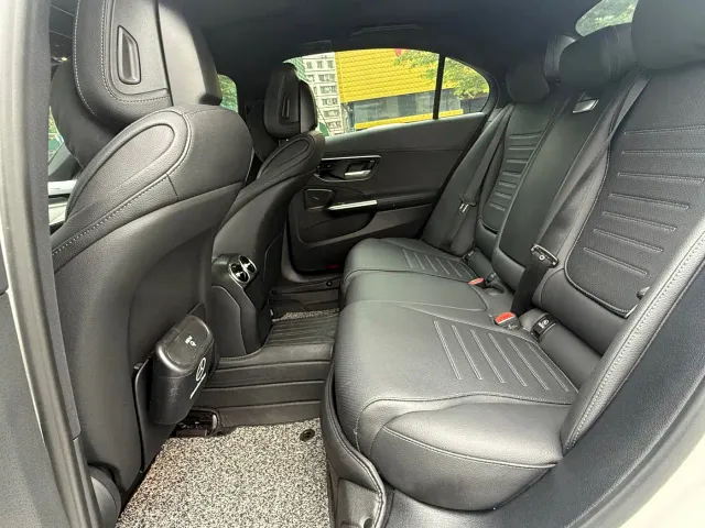 Mercedes-Benz C-Class — Фото автомобиля 8