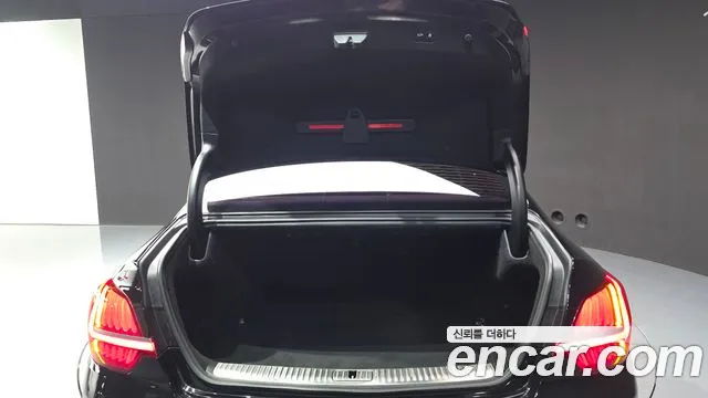 Kia K9 The New K9 2-е поколение — Фото автомобиля 17