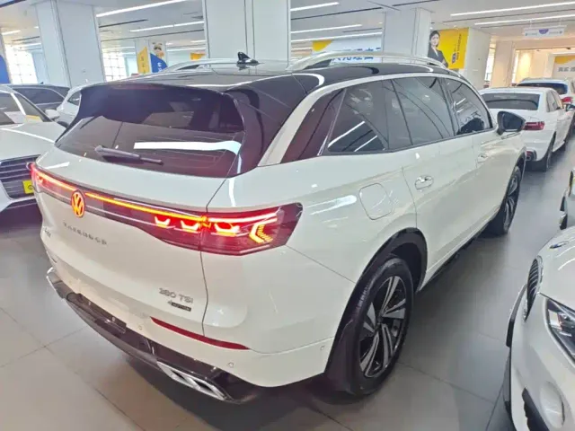 Volkswagen Talagon — Фото автомобиля 6