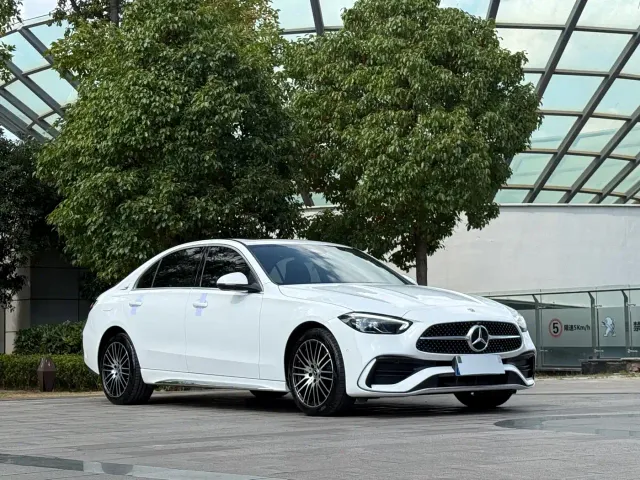 Mercedes-Benz C-Class — Фото автомобиля 3
