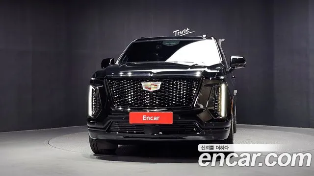 Cadillac Escalade Escalade 5 поколение — Фото автомобиля 3