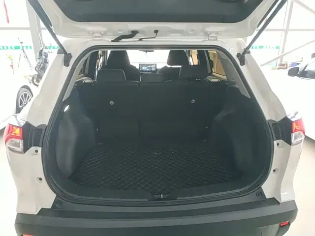 Toyota Corolla Cross — Фото автомобиля 18