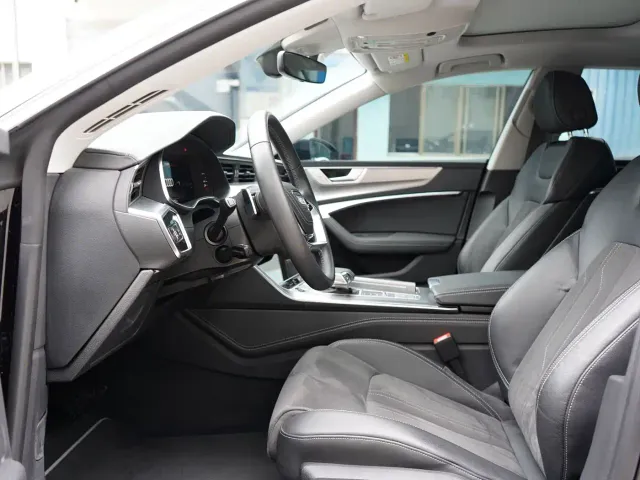Audi A7L — Фото автомобиля 18