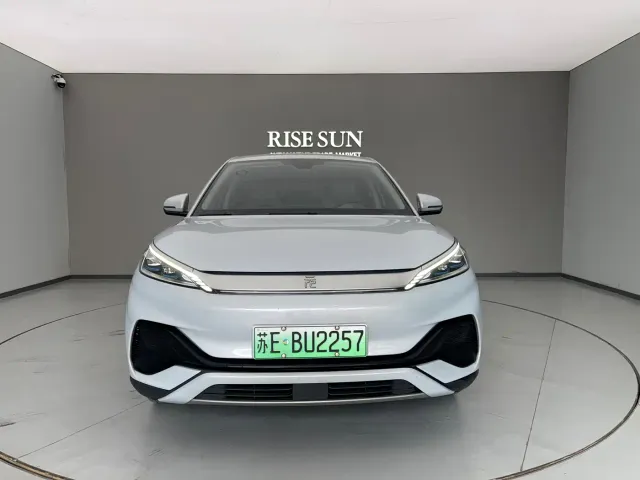 BYD Yuan PLUS — Фото автомобиля 2