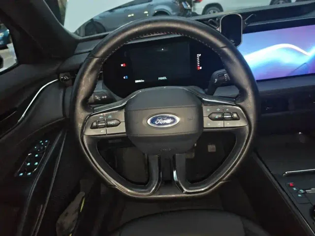 Ford Mondeo — Фото автомобиля 6
