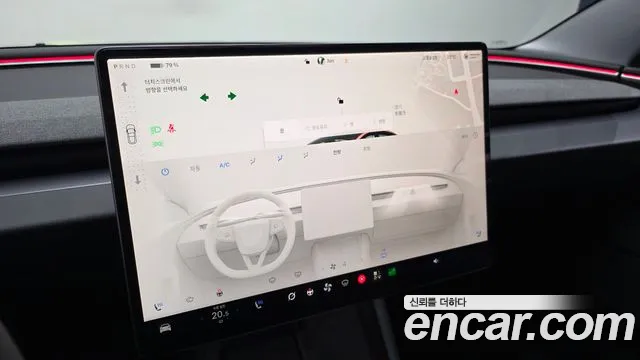 Tesla Model 3 — Фото автомобиля 3