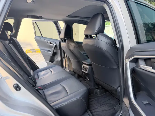 Toyota Wildlander — Фото автомобиля 6