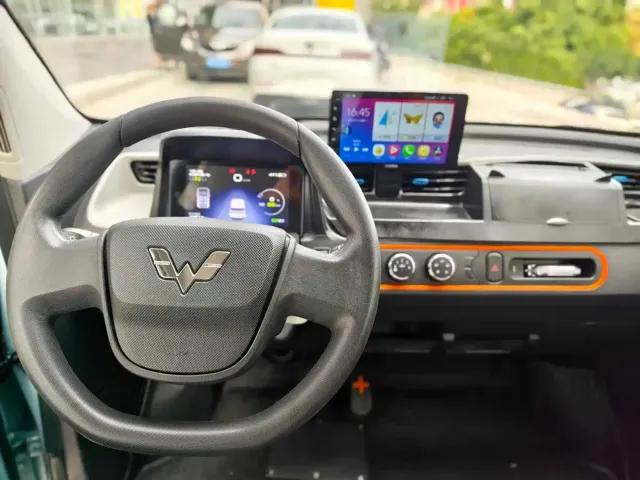 Wuling Hongguang Mini EV — Фото автомобиля 14