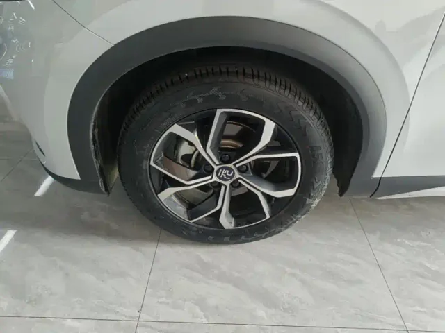 BYD Yuan PLUS — Фото автомобиля 22
