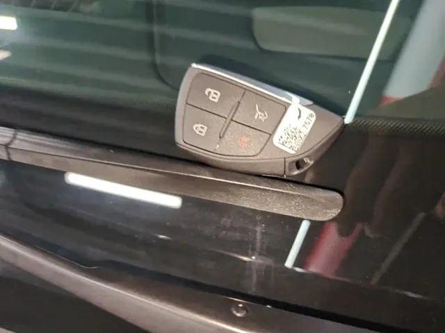 Buick Envision Plus — Фото автомобиля 8
