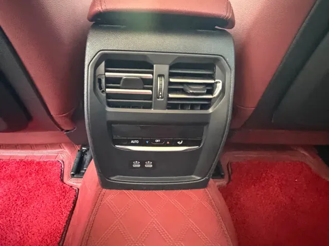 BMW 3 Series — Фото автомобиля 10