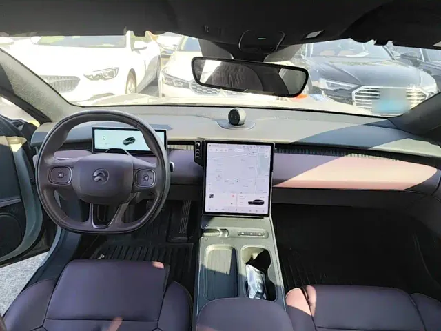 Nio ET5 Touring — Фото автомобиля 9