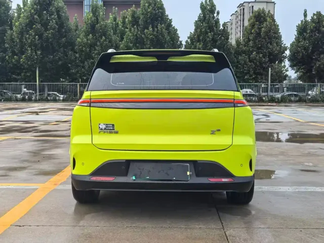 Hycan Z03 — Фото автомобиля 8