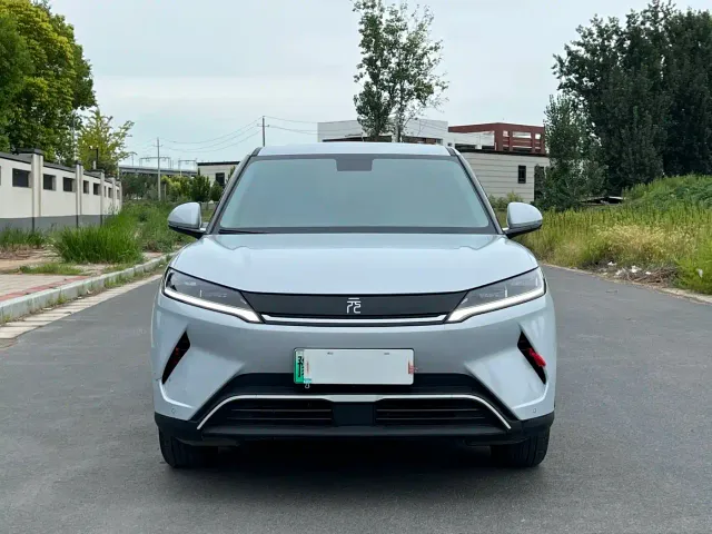 BYD Yuan UP — Фото автомобиля 2